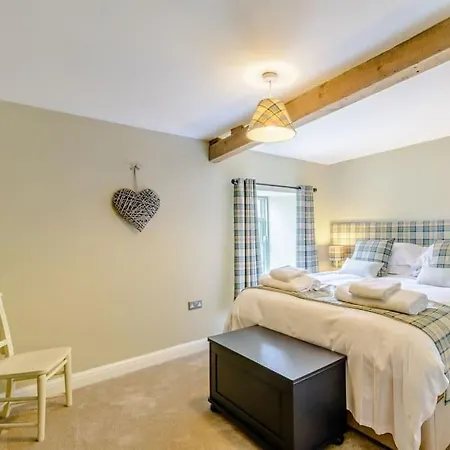 Martin's Richmond (North Yorkshire)