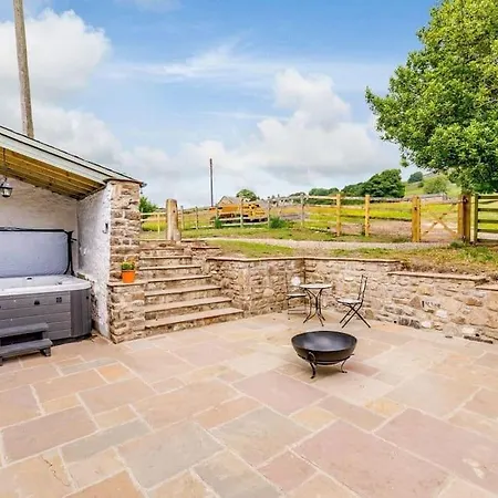 Martin's * Richmond (North Yorkshire)